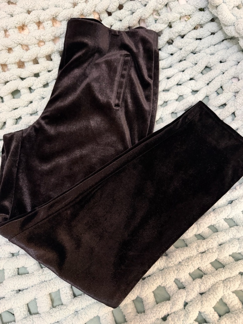Chico's Velvet Black Ankle-Length Pants Size 1.5R